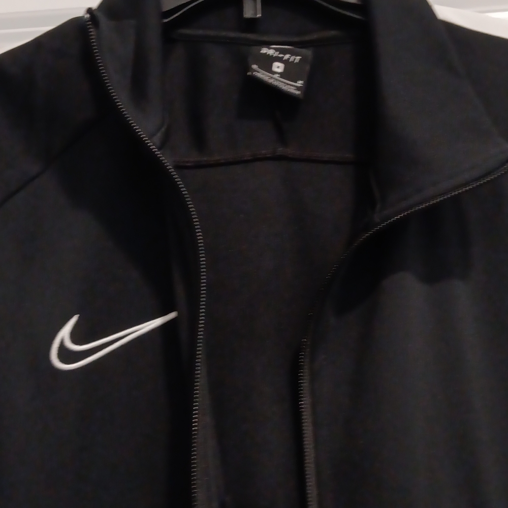 Jacket - Picture 5 of 5